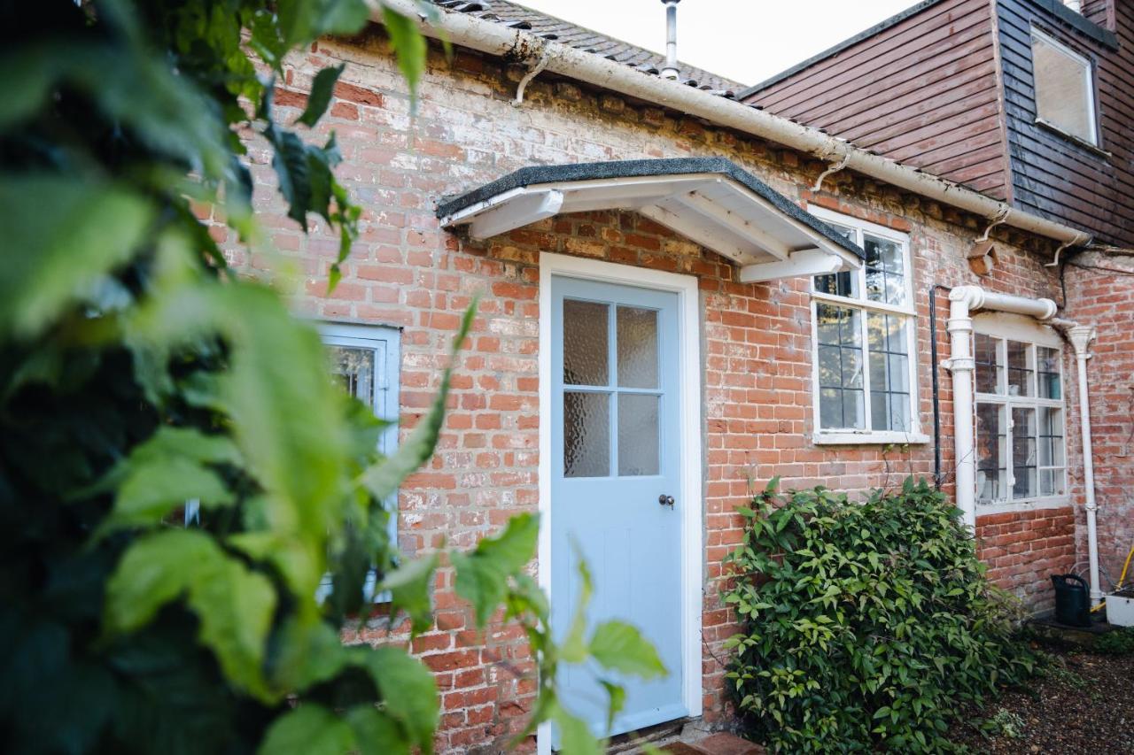 Hovell Hall Country Bed And Breakfast Norwich Exterior foto